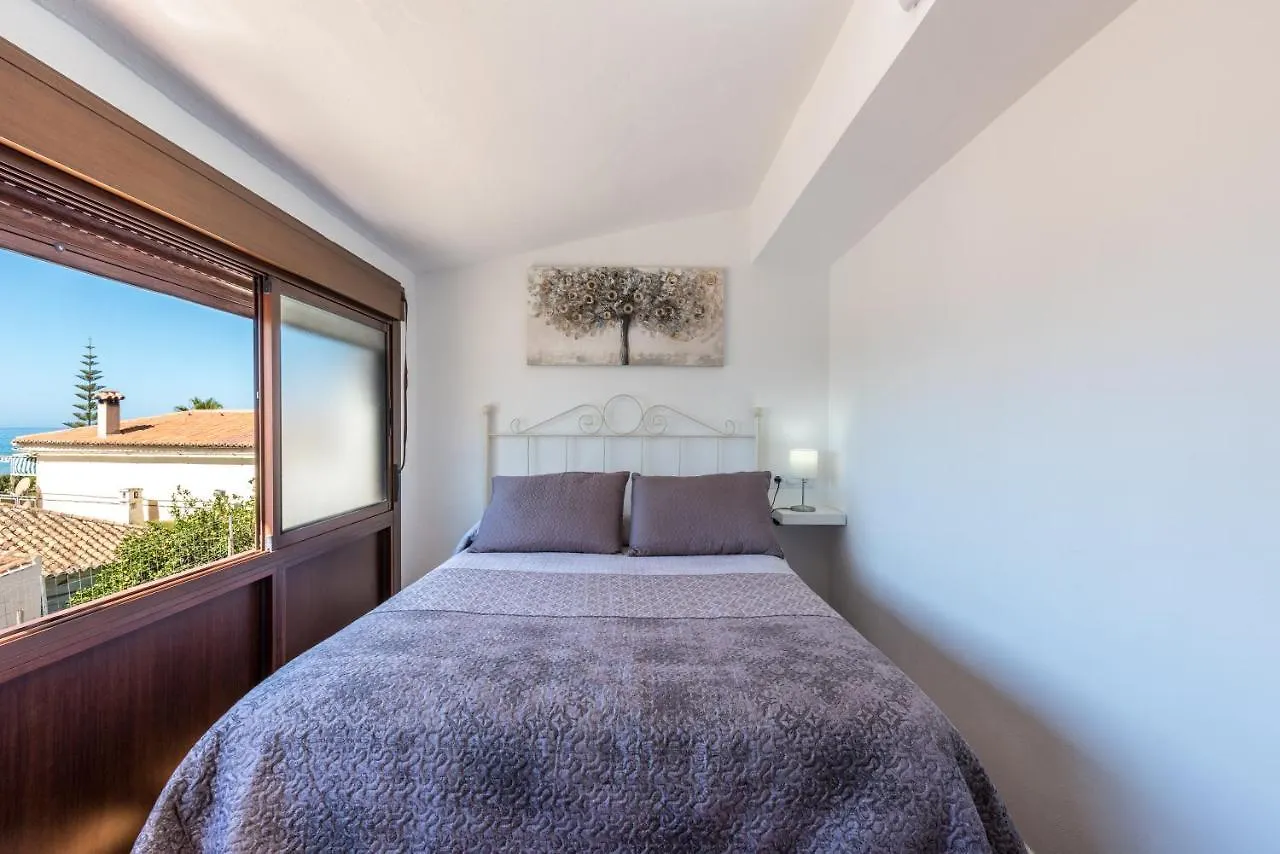 Apartamento A Pie De Playa 贝纳哈拉菲